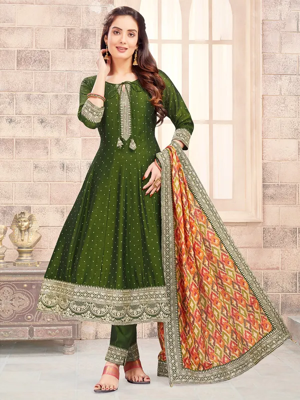 green silk salwar suit for festivals 174184287795463 green